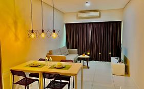 Summer Suites Victory House